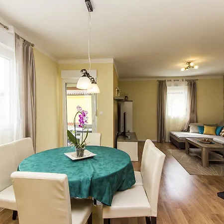 Appartement Apartman Maxim